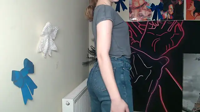 Snapshot of StellaCRL chatting on February 22, 2026, 7:19 am StellaCRL online show from February 22, 2026, 7:19 am