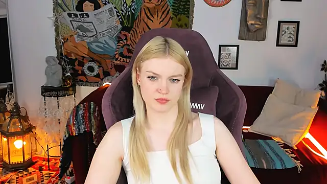 GraceGlamour online show from December 27, 2024, 11:39 am