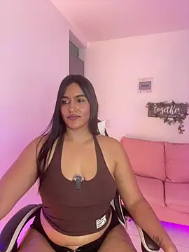 isabella aristi03 online show from May 15, 2026, 3:35 am