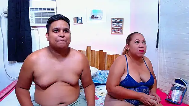 lucasandSofi online show from May 5, 2026, 12:18 am