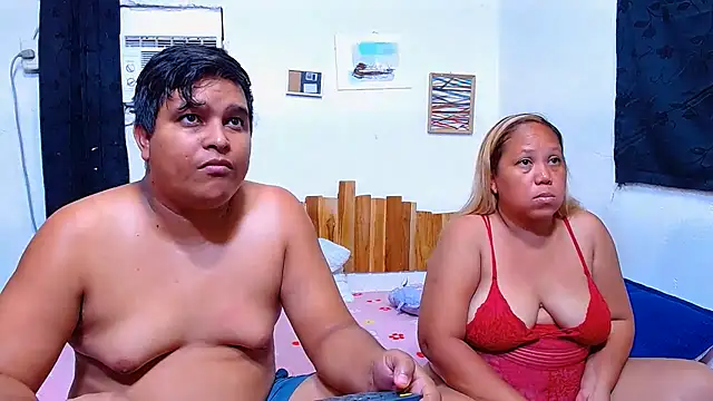 lucasandSofi online show from July 26, 2026, 7:54 pm