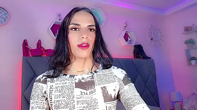 CandyJoselyn online show from January 7, 2025, 3:44 pm