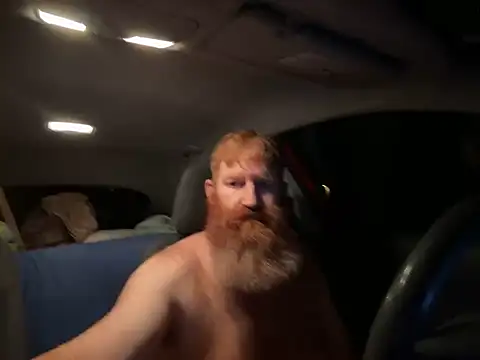 Redfurr69 online show from December 6, 2024, 6:04 am