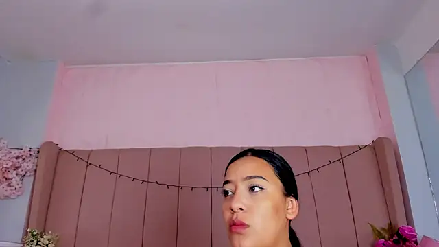 MollyBigBoobs12 online show from October 2, 2025, 9:00 pm