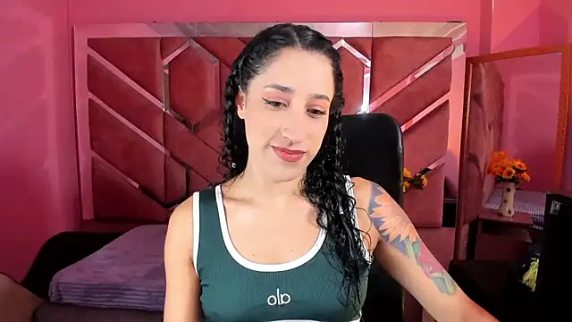 Snapshot of Eimy_Sexy_ chatting on October 14, 2025, 2:07 pm Eimy Sexy online show from October 14, 2025, 2:07 pm