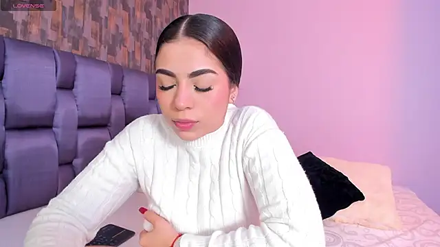 IsabellaAnngel online show from December 14, 2024, 11:45 pm