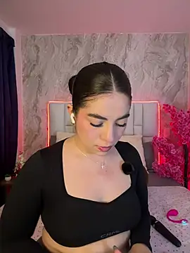 IsabellaAnngel online show from June 21, 2026, 1:41 am