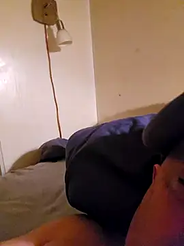 HeteroHotGuy1 online show from December 9, 2024, 6:55 am