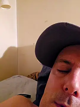 HeteroHotGuy1 online show from December 16, 2024, 1:42 am