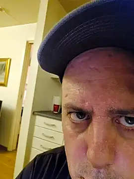 HeteroHotGuy1 online show from January 27, 2025, 12:33 am