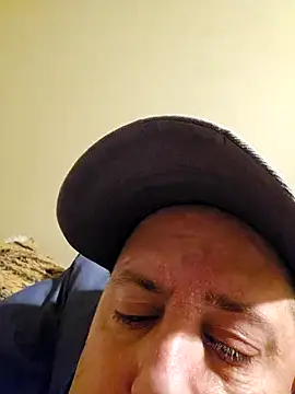 HeteroHotGuy1 online show from January 27, 2025, 8:28 pm