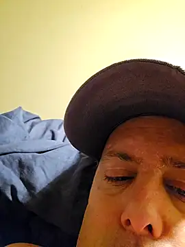 HeteroHotGuy1 online show from January 29, 2025, 11:14 pm