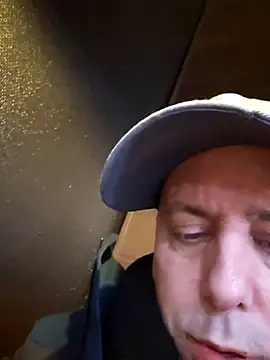 HeteroHotGuy1 online show from February 23, 2025, 1:57 am