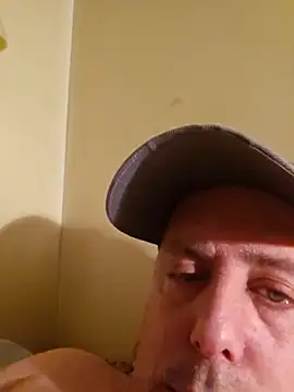 HeteroHotGuy1 online show from March 13, 2025, 10:54 pm