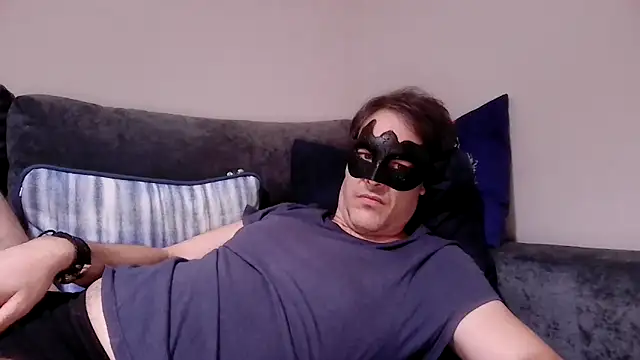 Snapshot of basquehotboy chatting on January 25, 2025, 11:22 pm basquehotboy online show from January 25, 2025, 11:22 pm