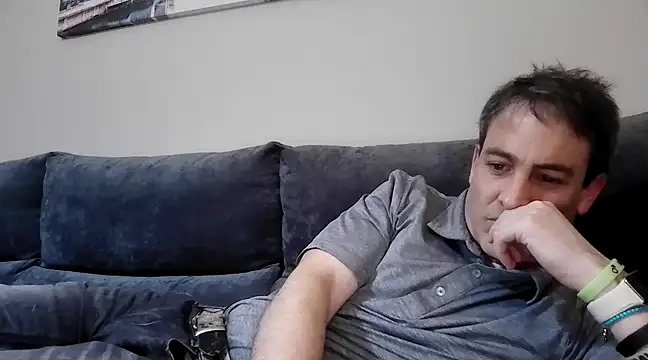 Snapshot of basquehotboy chatting on March 8, 2025, 9:40 pm basquehotboy online show from March 8, 2025, 9:40 pm