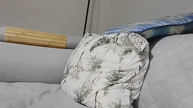 Snapshot of basquehotboy chatting on October 25, 2025, 10:15 pm basquehotboy online show from October 25, 2025, 10:15 pm