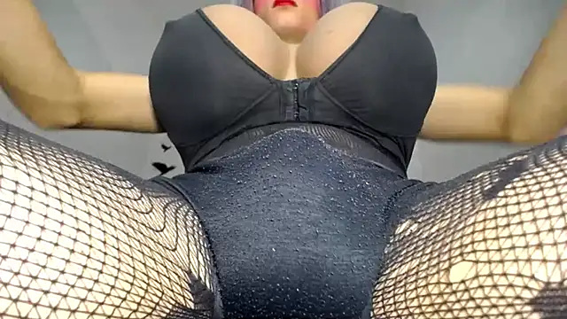 paulinabigcock online show from January 20, 2025, 7:46 pm