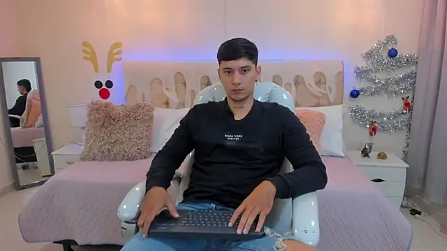 Damian23   online show from December 17, 2024, 12:22 pm