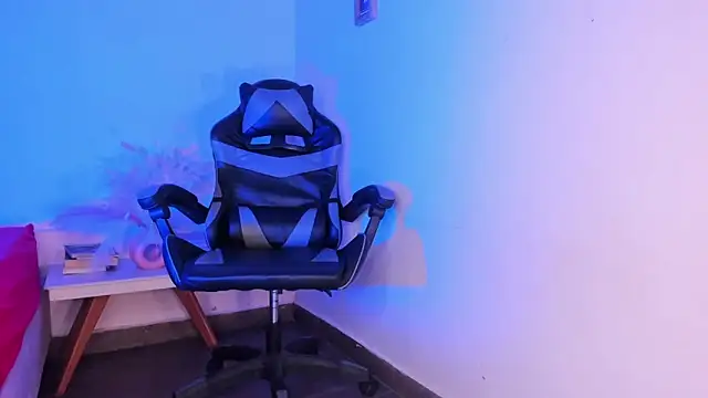 Alexx tc online show from November 2, 2025, 9:44 am