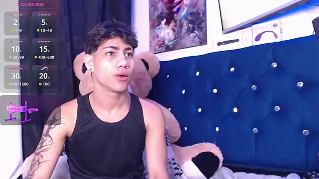 Sexys Boys Hot1 online show from October 31, 2025, 10:22 pm