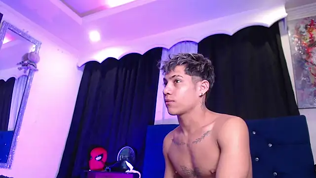 Sexys Boys Hot1 online show from June 12, 2026, 1:15 am