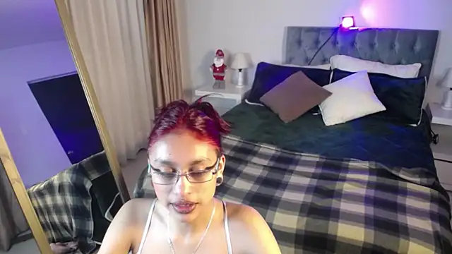 Kat cute  online show from December 7, 2024, 12:08 am