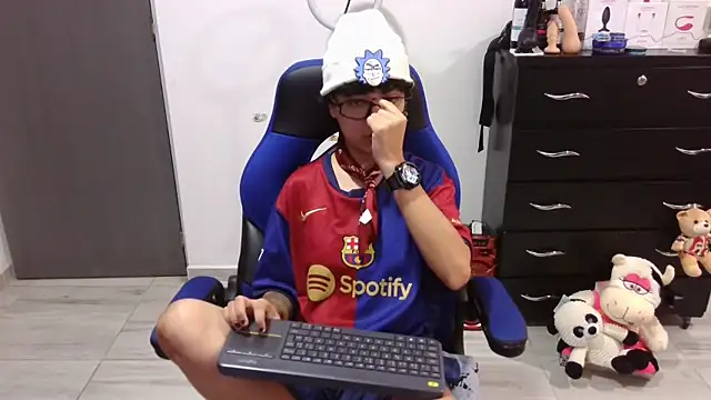 thomascooper7 online show from January 11, 2026, 7:19 pm