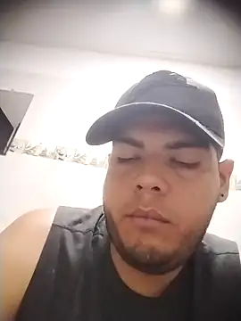 Snapshot of granslam_ chatting on March 5, 2025, 3:18 pm granslam  online show from March 5, 2025, 3:18 pm