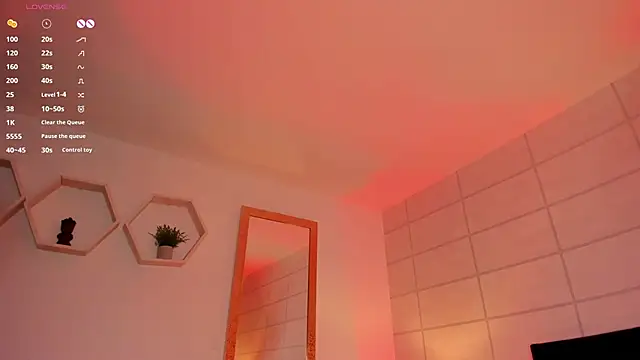 Christine Laam online show from November 25, 2025, 12:16 pm