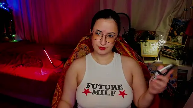 Snapshot of annallurings chatting on February 20, 2026, 12:38 pm annallurings online show from February 20, 2026, 12:38 pm