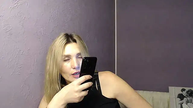  sexy lady online show from December 4, 2024, 2:04 pm