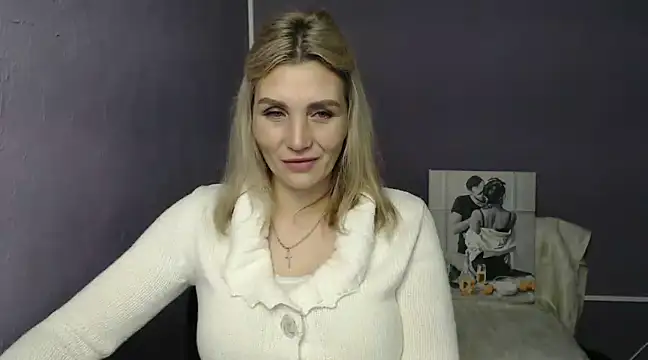  sexy lady online show from December 28, 2024, 2:10 pm