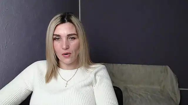  sexy lady online show from February 17, 2025, 1:42 pm