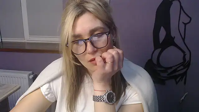  sexy lady online show from May 11, 2026, 2:45 pm
