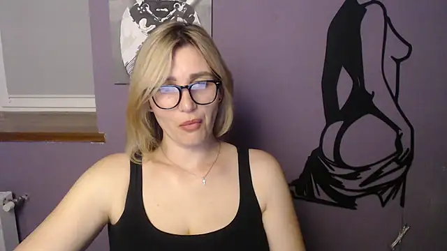 sexy lady online show from June 17, 2026, 1:56 pm