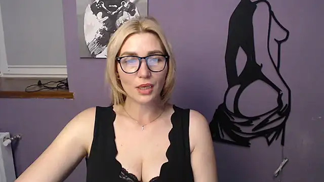  sexy lady online show from June 27, 2026, 1:06 pm