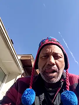 yasohw online show from December 3, 2025, 5:44 pm