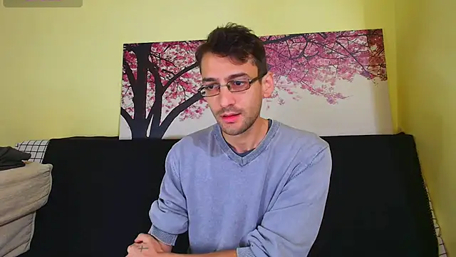 Snapshot of HungEddy chatting on October 11, 2025, 5:00 pm HungEddy online show from October 11, 2025, 5:00 pm