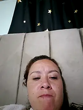 Snapshot of RenataSexy_ chatting on June 4, 2026, 1:00 am RenataSexy online show from June 4, 2026, 1:00 am