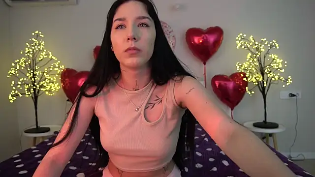 NikkiGoldSide online show from February 17, 2025, 2:04 pm