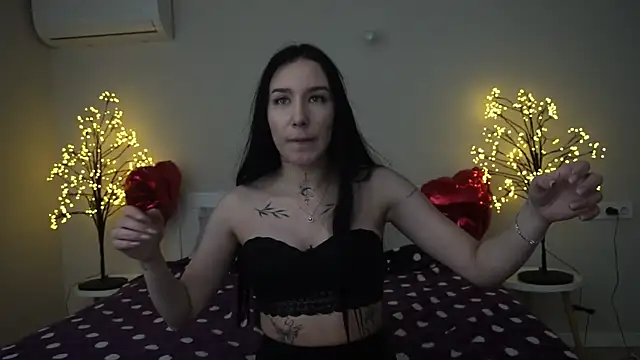NikkiGoldSide online show from March 4, 2025, 3:37 pm