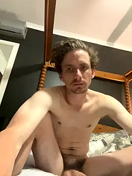 bradleyjamesmc online show from November 15, 2025, 9:11 pm