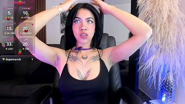 Gianna foxy online show from December 5, 2024, 4:53 am