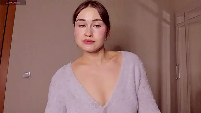 Snapshot of sleeeep_y chatting on February 3, 2025, 11:26 pm sleeeep y online show from February 3, 2025, 11:26 pm