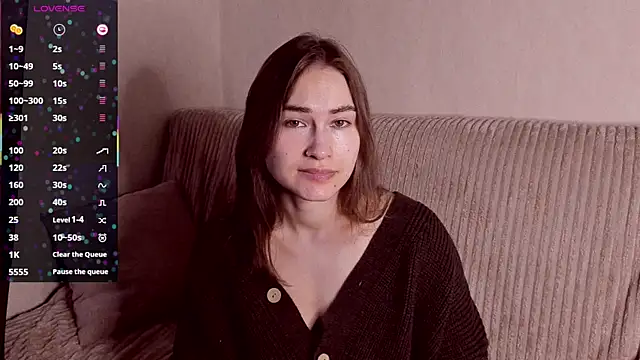 Snapshot of sleeeep_y chatting on October 19, 2025, 8:26 am sleeeep y online show from October 19, 2025, 8:26 am