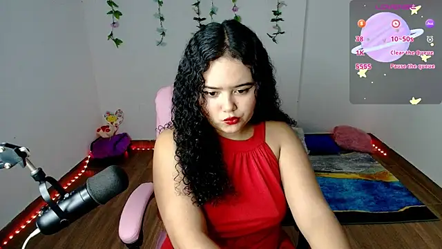 Dulce Julietha online show from February 14, 2025, 8:05 pm