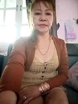 Snapshot of Baby-sexysweet69 chatting on December 3, 2025, 12:40 am Baby-sexysweet69 online show from December 3, 2025, 12:40 am