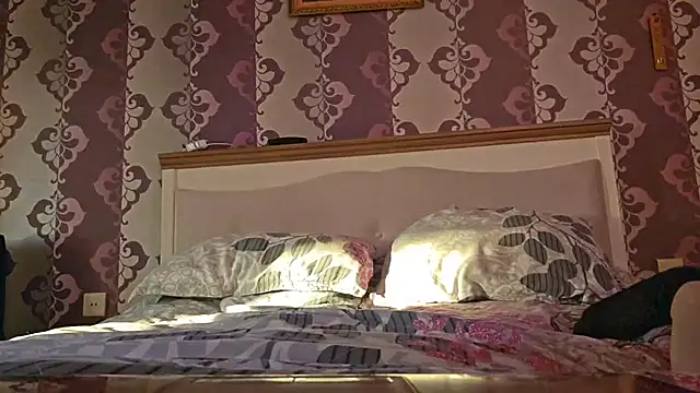 AlejandraDelaney online show from January 10, 2025, 12:58 pm