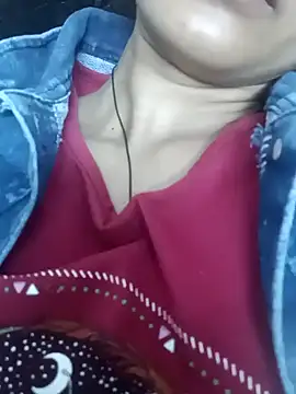 Snapshot of Rajni-Mehra chatting on January 24, 2025, 4:16 am Rajni-Mehra online show from January 24, 2025, 4:16 am